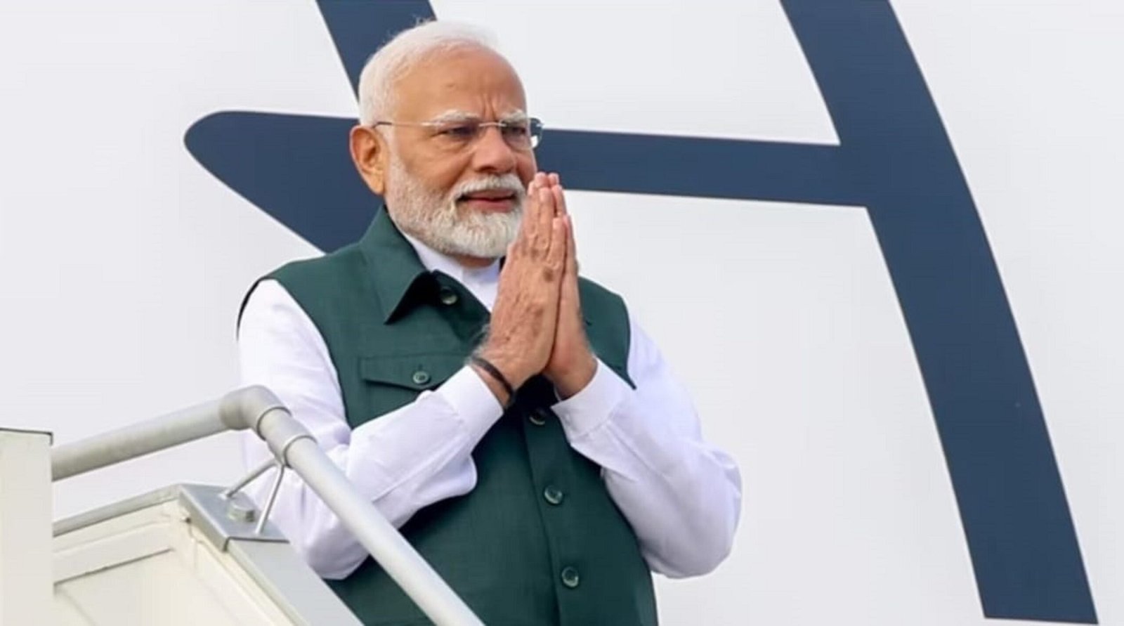 प्रधानमंत्री नरेंद्र मोदी